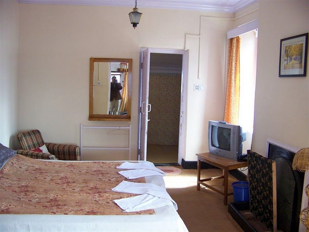 דרג'ילינג Old - Main Bellevue Heritage Hotel מראה חיצוני תמונה