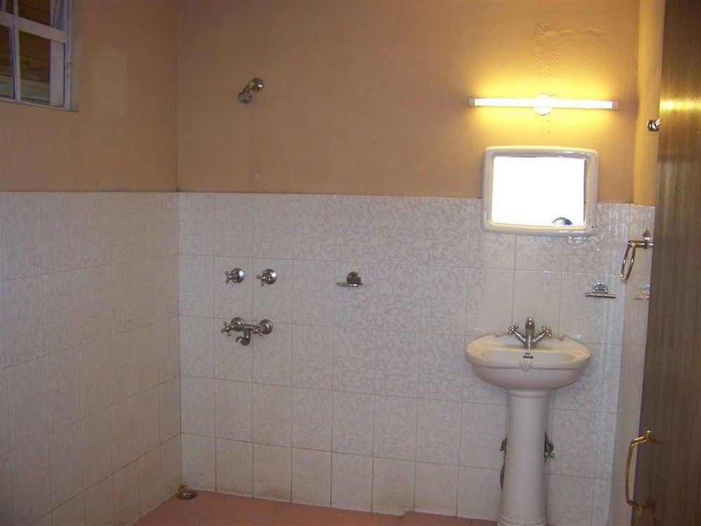 דרג'ילינג Old - Main Bellevue Heritage Hotel מראה חיצוני תמונה