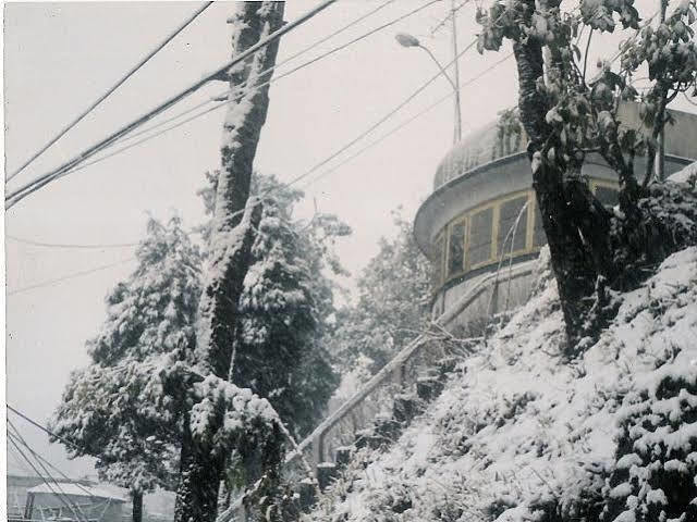 דרג'ילינג Old - Main Bellevue Heritage Hotel מראה חיצוני תמונה